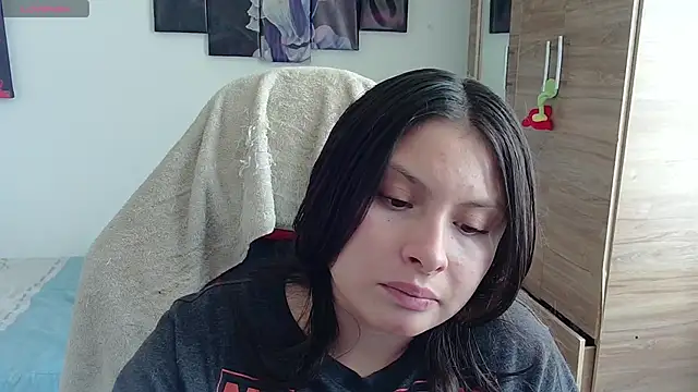 Snapshot of yessica_gomez01 chatting on 2, 6, 2026 yessica gomez01 online show from 2, 6, 2026