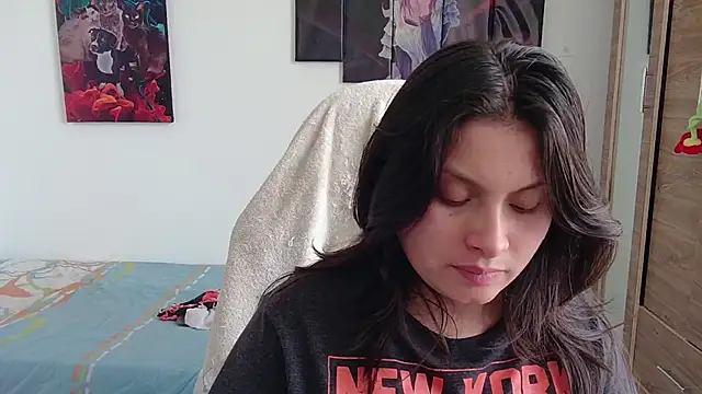 Snapshot of yessica_gomez01 chatting on 1, 5, 2026 yessica gomez01 online show from 1, 5, 2026