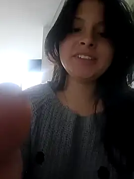 Snapshot of yessica_gomez01 chatting on 28, 4, 2026 yessica gomez01 online show from 28, 4, 2026