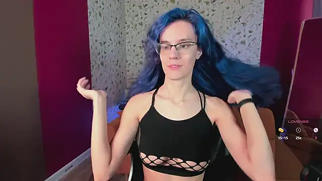 AuraLaunni online show from 18, 6, 2026