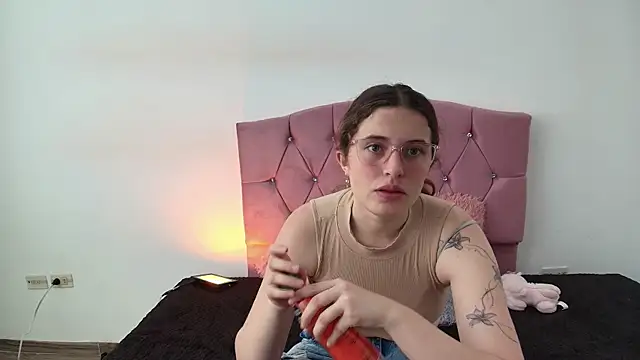 Cherry Boomxx online show from 20, 2, 2026