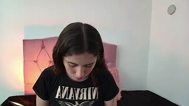 Cherry Boomxx online show from 5, 3, 2026