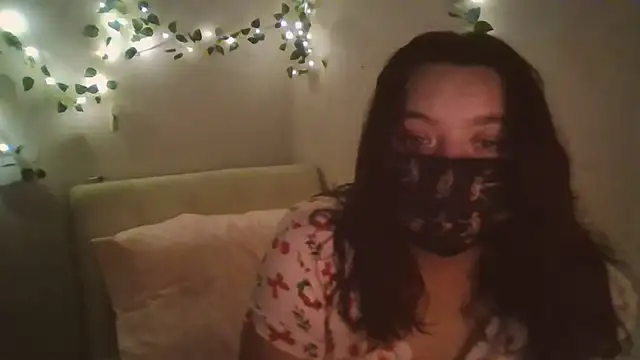 Lunablushh online show from 11, 2, 2026