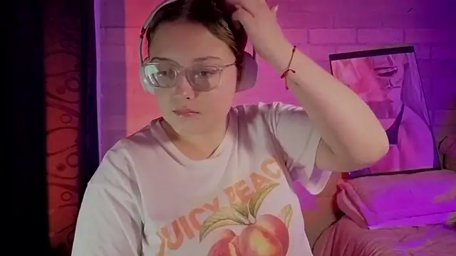 Mia Franklyn online show from 28, 3, 2026