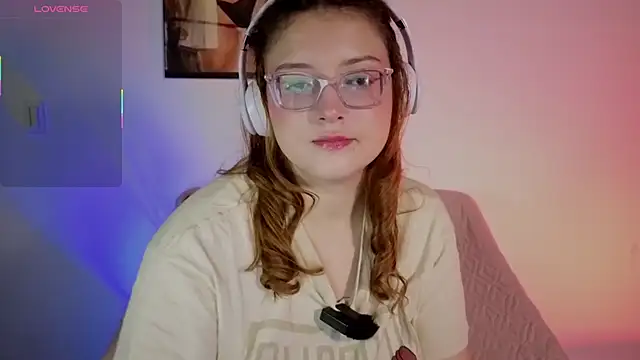 Mia Franklyn online show from 28, 4, 2026