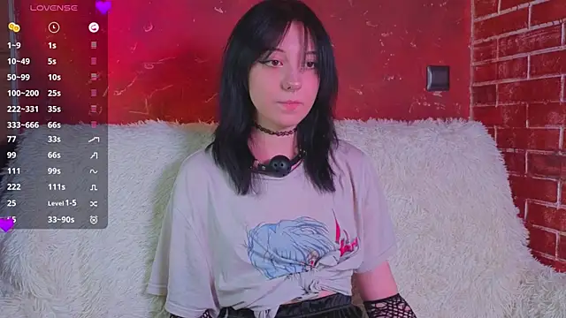 LisaBunnyy online show from 27, 5, 2026