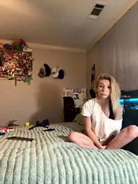 BetterThanAI online show from 10, 4, 2026