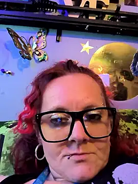 DisireAfterDark online show from 13, 1, 2026