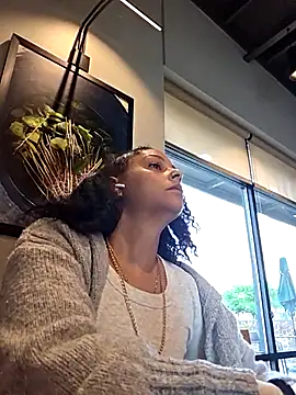 tastesosweet online show from 12, 4, 2026