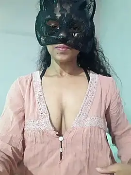cutehotwife online show from 7, 3, 2026