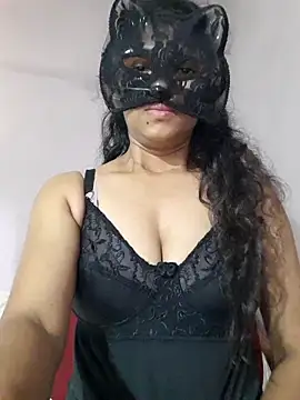 cutehotwife online show from 24, 3, 2026