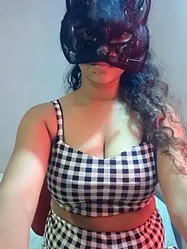 cutehotwife online show from 19, 4, 2026