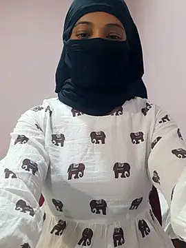 cutehotwife online show from 1, 3, 2026