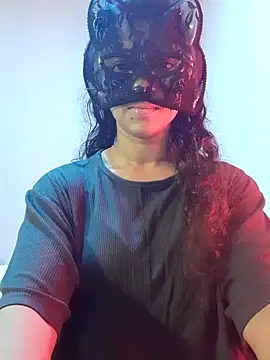 cutehotwife online show from 14, 5, 2026