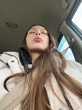 LeiaMood online show from 7, 3, 2026