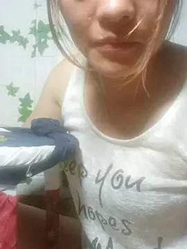 Snapshot of jjennyyy chatting on 20, 5, 2026 jjennyyy online show from 20, 5, 2026