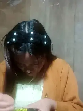 Snapshot of jjennyyy chatting on 3, 5, 2026 jjennyyy online show from 3, 5, 2026