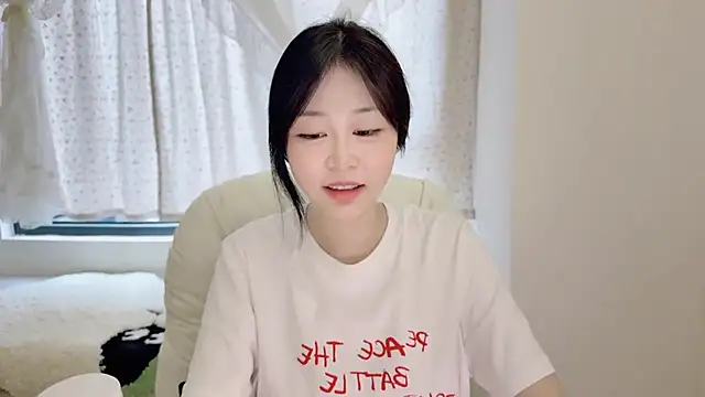 Snapshot of Onefiona chatting on 15, 7, 2026 Onefiona online show from 15, 7, 2026