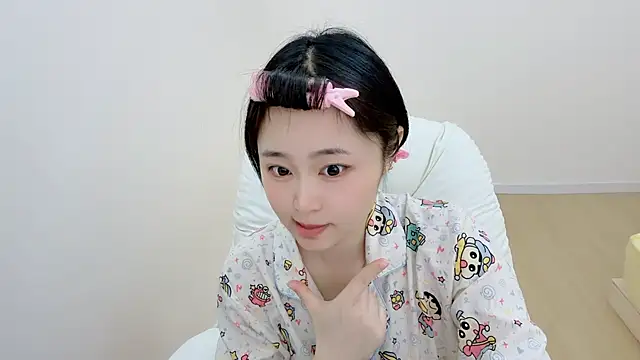 Snapshot of Onefiona chatting on 17, 4, 2026 Onefiona online show from 17, 4, 2026