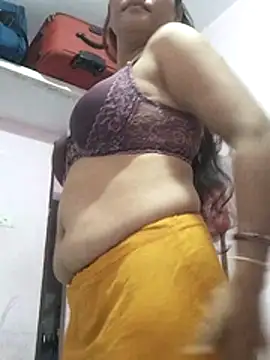 Snapshot of Zaara101 chatting on 23, 6, 2026 Zaara101 online show from 23, 6, 2026
