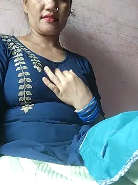 Snapshot of Zaara101 chatting on 11, 7, 2026 Zaara101 online show from 11, 7, 2026