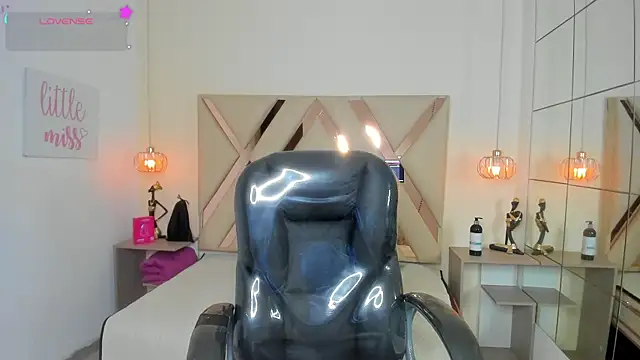 Anyelo Twink online show from 11, 7, 2026