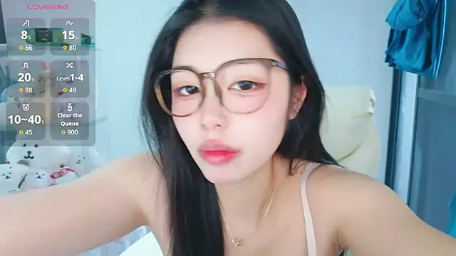 -XiaoYu-777 online show from 1, 4, 2026