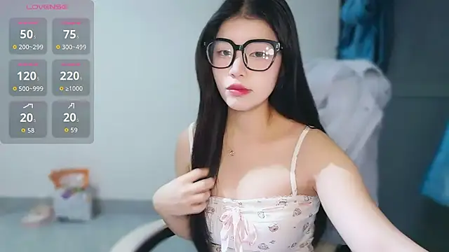 -XiaoYu-777 online show from 12, 2, 2026