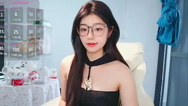 -XiaoYu-777 online show from 14, 4, 2026