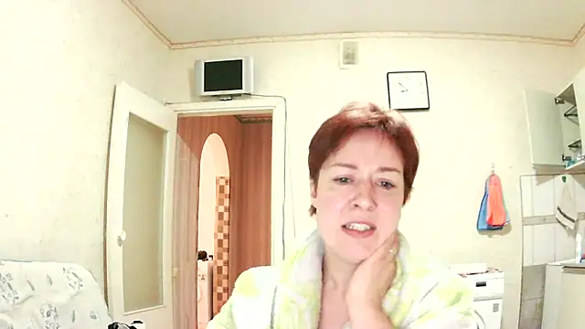 Fruittellalove online show from 8, 2, 2026