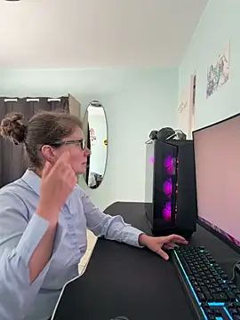 Faucettes online show from 31, 3, 2026