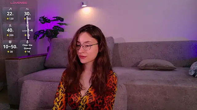 Snapshot of classy____ chatting on 28, 5, 2026 classy online show from 28, 5, 2026
