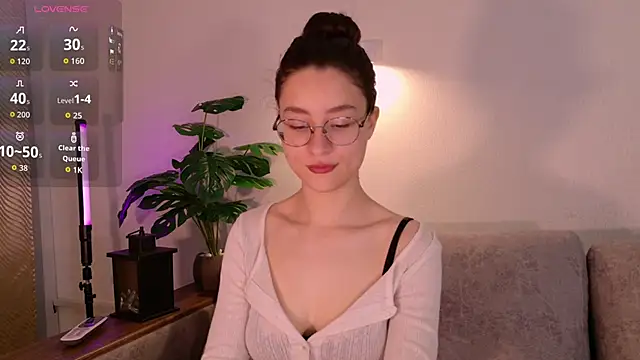 Snapshot of classy____ chatting on 2, 6, 2026 classy online show from 2, 6, 2026