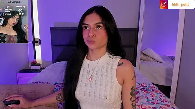 lilith petit  online show from 28, 3, 2026