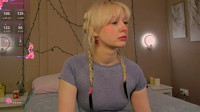 AdeleSilvy online show from 14, 3, 2026