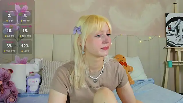 AdeleSilvy online show from 25, 7, 2026