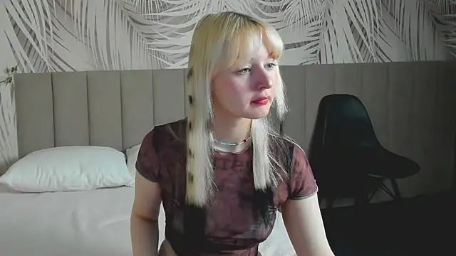 AdeleSilvy online show from 5, 2, 2026