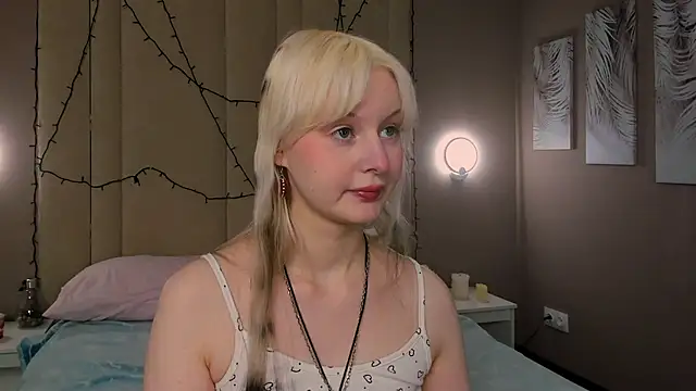 AdeleSilvy online show from 19, 2, 2026