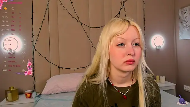 Snapshot of AdeleSilvy chatting on 1, 5, 2026 AdeleSilvy online show from 1, 5, 2026