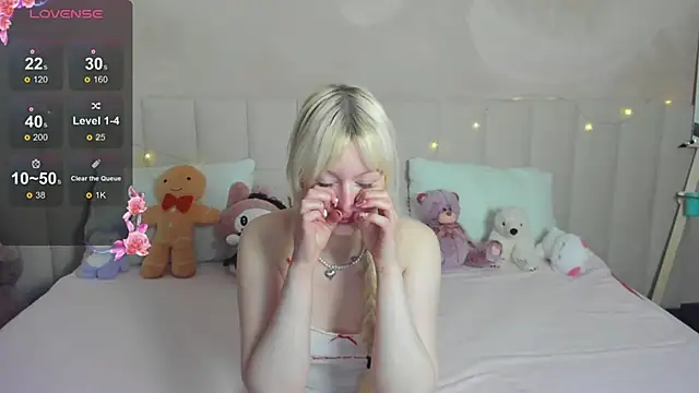 Snapshot of AdeleSilvy chatting on 1, 6, 2026 AdeleSilvy online show from 1, 6, 2026