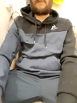 80julien online show from 5, 2, 2026