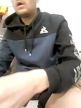 80julien online show from 22, 2, 2026