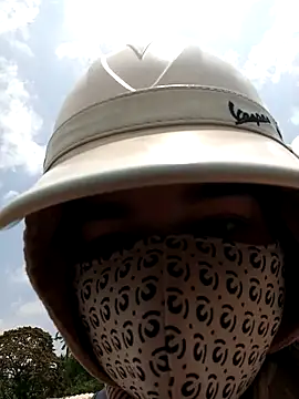 EnzxMoon02 online show from 2, 4, 2026