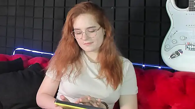 AmyRoy online show from 9, 2, 2026