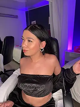 Little Lexyy online show from 15, 7, 2026