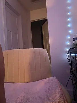FoxyMillie online show from 6, 5, 2026