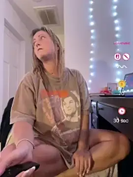 Snapshot of FoxyMillie chatting on 2, 7, 2026 FoxyMillie online show from 2, 7, 2026