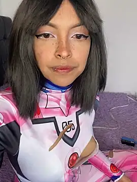 sakuraanduchira  online show from 1, 3, 2026