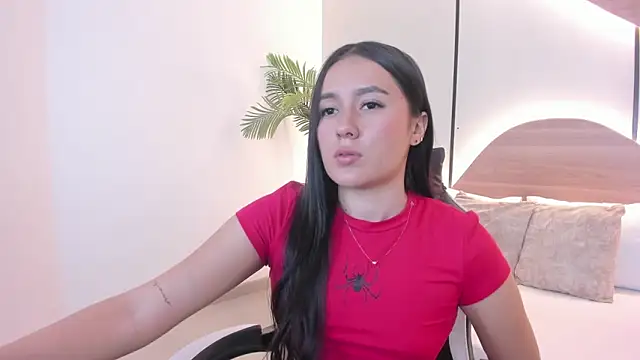 mia slora online show from 4, 6, 2026