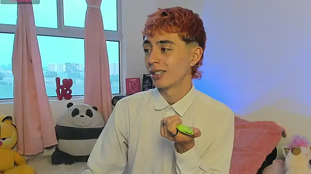 Maiky Cooper01 online show from 5, 3, 2026